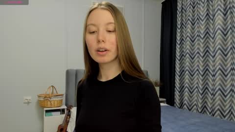 Kira online show from December 2024 09:26:02 PM