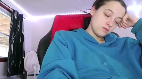 Snapshot of bambiboo8113 chatting on February 2025 08:18:01 PM bambiboo8113 online show from February 2025 08:18:01 PM