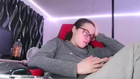 Snapshot of bambiboo8113 chatting on February 2025 01:55:01 AM bambiboo8113 online show from February 2025 01:55:01 AM