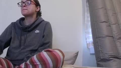 Snapshot of bambiboo8113 chatting on October 2025 07:51:01 PM bambiboo8113 online show from October 2025 07:51:01 PM