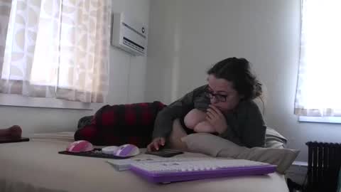 Snapshot of bambiboo8113 chatting on December 2025 08:06:02 PM bambiboo8113 online show from December 2025 08:06:02 PM