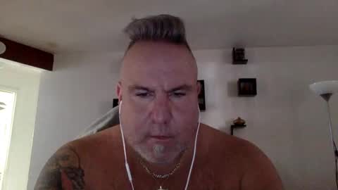 banana5289 online show from November 2025 02:43:02 PM