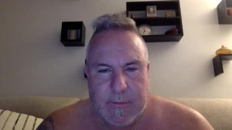banana5289 online show from May 2026 11:01:02 PM