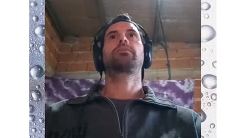 Ezequiel online show from March 2025 10:08:02 PM