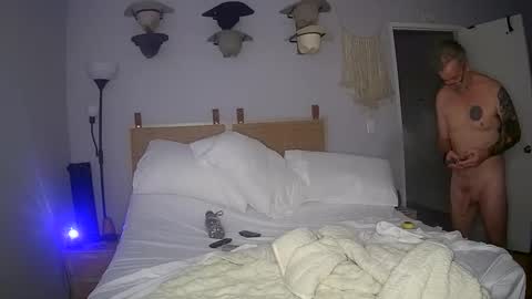 bananas318 online show from February 2026 02:15:02 AM