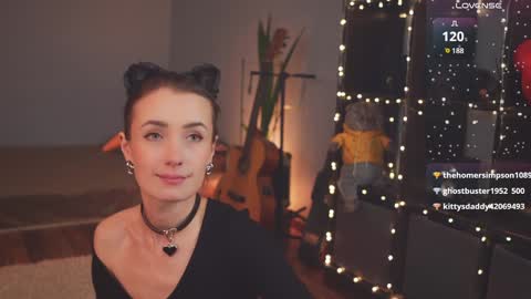 Snapshot of bananya_kitty chatting on February 2025 12:06:01 PM Ellen and online show from February 2025 12:06:01 PM