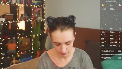 Snapshot of bananya_kitty chatting on March 2026 01:14:01 PM Ellen and online show from March 2026 01:14:01 PM