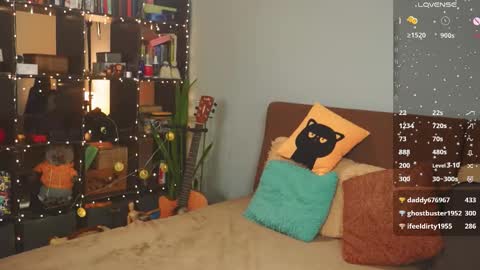 Snapshot of bananya_kitty chatting on March 2026 12:14:01 AM Ellen and online show from March 2026 12:14:01 AM