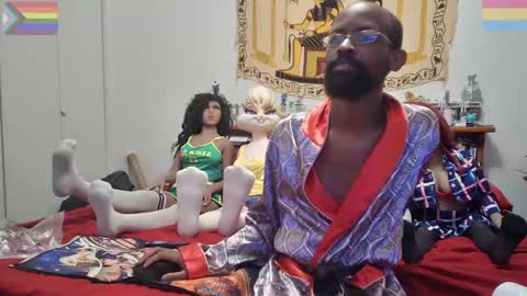 Bando Husbando online show from November 2025 02:56:02 AM