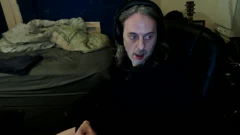 Snapshot of bangintoleather chatting on March 2026 03:34:01 AM bangintoleather online show from March 2026 03:34:01 AM