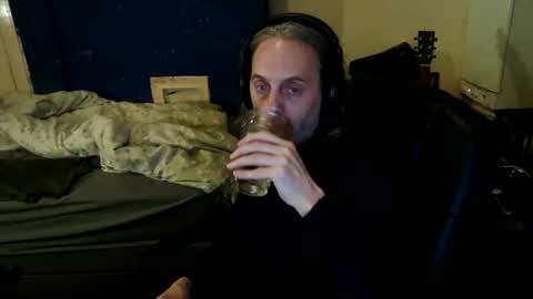 Snapshot of bangintoleather chatting on March 2026 03:33:02 AM bangintoleather online show from March 2026 03:33:02 AM