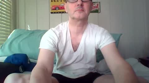Snapshot of banksysmash chatting on June 2026 04:01:01 PM Jay online show from June 2026 04:01:01 PM
