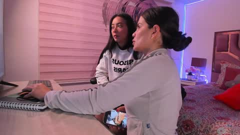 Gabi  online show from January 2025 01:46:01 PM