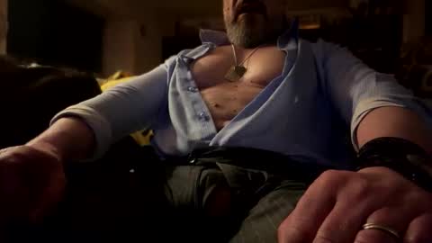 Snapshot of barba71 chatting on March 2026 01:10:02 AM Military man 69 online show from March 2026 01:10:02 AM