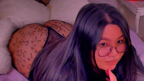 Barbie Kim online show from January 2025 05:03:01 AM