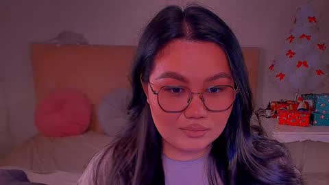 Barbie Kim online show from February 2025 05:04:02 PM