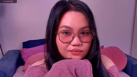 Barbie Kim online show from December 2025 12:07:01 AM