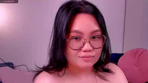 Snapshot of barbara_bb chatting on March 2026 02:04:02 AM Barbie Kim online show from March 2026 02:04:02 AM
