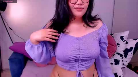 Snapshot of barbara_bb chatting on March 2026 01:43:02 AM Barbie Kim online show from March 2026 01:43:02 AM
