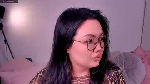 Snapshot of barbara_bb chatting on May 2026 02:17:01 AM Barbie Kim online show from May 2026 02:17:01 AM