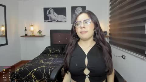 Barbara online show from September 2025 07:16:01 PM