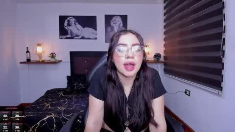 Barbara online show from October 2025 07:22:02 PM