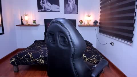 Barbara online show from October 2025 07:55:02 PM