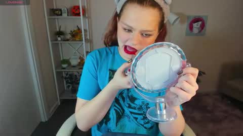 Snapshot of barbara_mitchel chatting on December 2025 09:40:01 AM barbara_mitchel online show from December 2025 09:40:01 AM