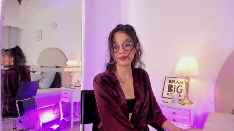 Snapshot of barbara_twerk chatting on March 2026 10:25:01 PM Barbara online show from March 2026 10:25:01 PM