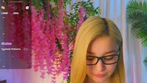 Snapshot of barbarafinch chatting on April 2026 06:36:02 AM Barbara online show from April 2026 06:36:02 AM