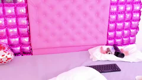 Snapshot of barbarahills_21 chatting on February 2025 07:44:01 PM Barbie Hills online show from February 2025 07:44:01 PM