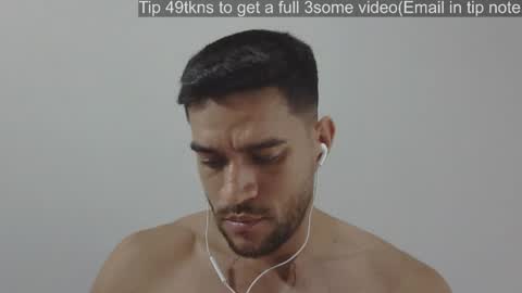 Ruben-Mei online show from May 2026 07:34:02 PM