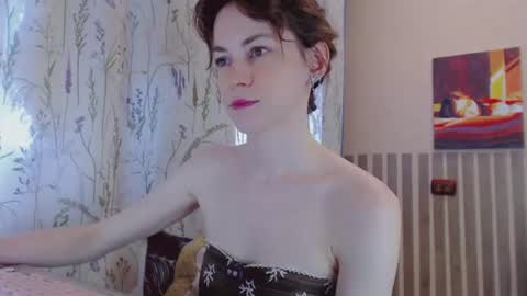 Snapshot of barbarian_girl chatting on June 2026 10:59:02 AM Amina online show from June 2026 10:59:02 AM