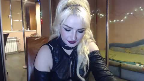 Snapshot of barbarissssska chatting on May 2026 03:19:02 PM Victoria online show from May 2026 03:19:02 PM