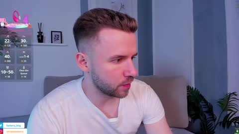 Snapshot of barberryx chatting on April 2026 05:23:01 AM ENRIQUE online show from April 2026 05:23:01 AM