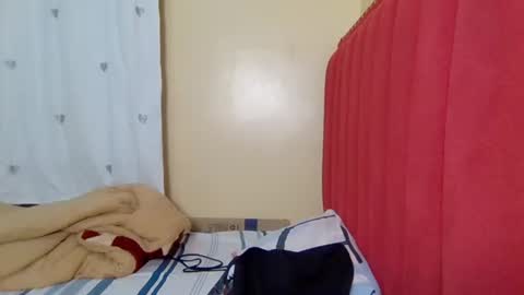 Snapshot of barbie_bby chatting on April 2026 09:27:01 PM barbie_bby online show from April 2026 09:27:01 PM