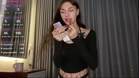 Snapshot of barbie_bi chatting on December 2024 10:55:01 AM My name is Molly. Please say hello I like talking to you. If you have any wishes or obscene desires please use the tip menu online show from December 2024 10:55:01 AM