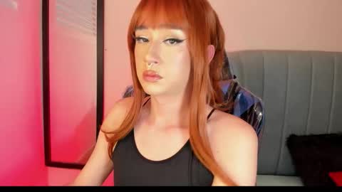 Snapshot of barbie_boy_ chatting on February 2026 02:27:01 PM I work from home this is my room 3 online show from February 2026 02:27:01 PM