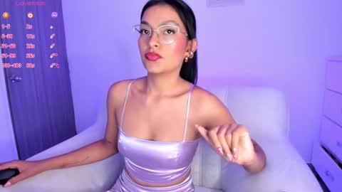 Snapshot of barbie_brunette3 chatting on December 2024 04:01:02 AM  independet model online show from December 2024 04:01:02 AM