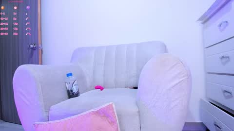 Snapshot of barbie_brunette3 chatting on January 2025 03:11:02 AM  independet model online show from January 2025 03:11:02 AM