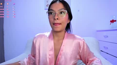 Snapshot of barbie_brunette3 chatting on February 2025 04:20:01 AM  independet model online show from February 2025 04:20:01 AM