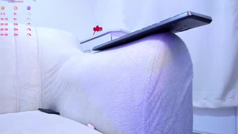 Snapshot of barbie_brunette3 chatting on March 2025 06:59:02 AM  independet model online show from March 2025 06:59:02 AM