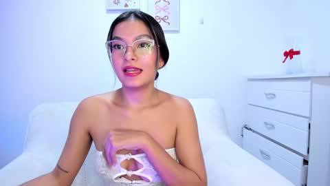 Snapshot of barbie_brunette3 chatting on March 2025 03:11:02 AM  independet model online show from March 2025 03:11:02 AM