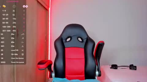 Snapshot of barbie_ebony_ chatting on March 2026 02:04:02 AM Nicolle online show from March 2026 02:04:02 AM