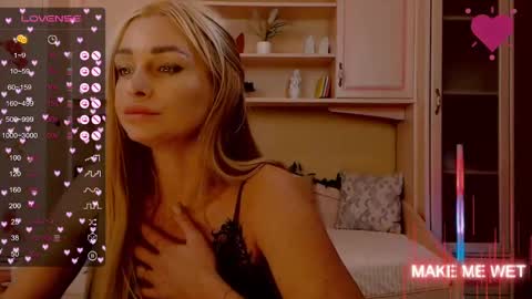 Snapshot of barbie_kiss1 chatting on December 2024 04:21:01 AM barbie online show from December 2024 04:21:01 AM