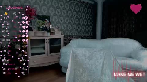 Snapshot of barbie_kiss1 chatting on January 2025 01:18:02 AM barbie online show from January 2025 01:18:02 AM