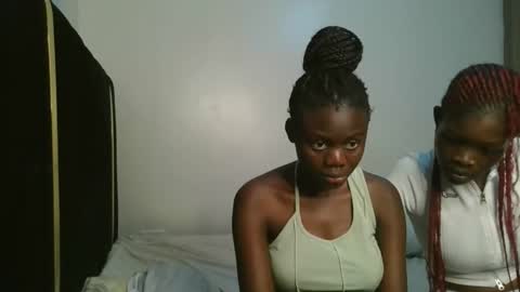 Snapshot of barbie_queen2 chatting on September 2025 01:57:02 PM queen online show from September 2025 01:57:02 PM