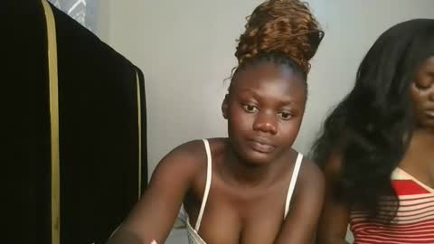 Snapshot of barbie_queen2 chatting on October 2025 07:25:02 PM queen online show from October 2025 07:25:02 PM