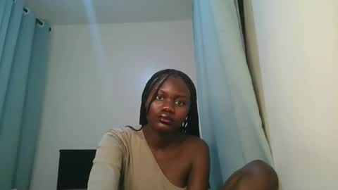 Snapshot of barbie_queen2 chatting on March 2026 09:51:01 PM queen online show from March 2026 09:51:01 PM
