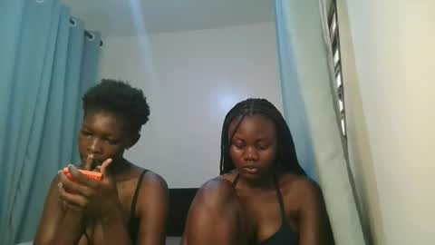 Snapshot of barbie_queen2 chatting on March 2026 10:08:02 AM queen online show from March 2026 10:08:02 AM